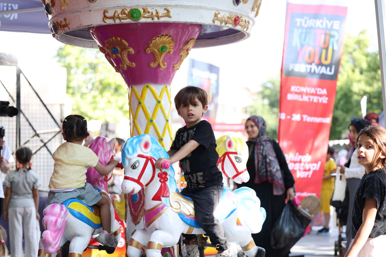 Konya Kültür Yolu Festivali'nde üçüncü gün! Etkinlikler yoğun ilgi gördü 22
